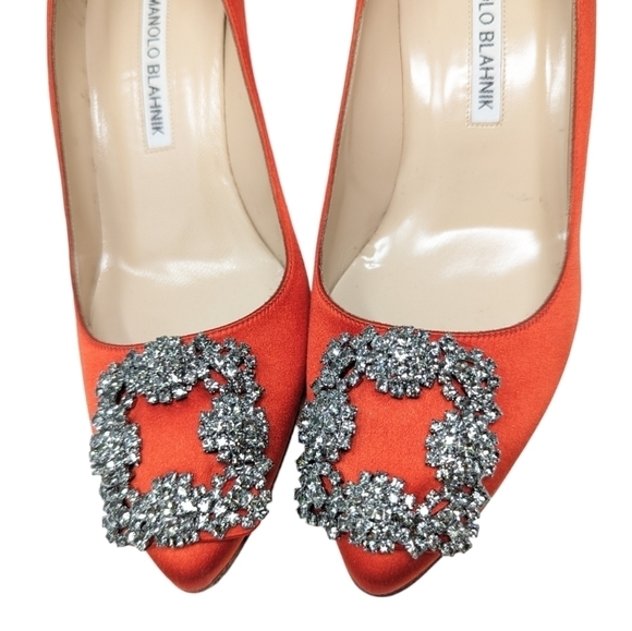 Manolo Blahnik Red Hangisi Satin Crystal 70mm Pump Size EU 36.5 - Picture 6 of 12